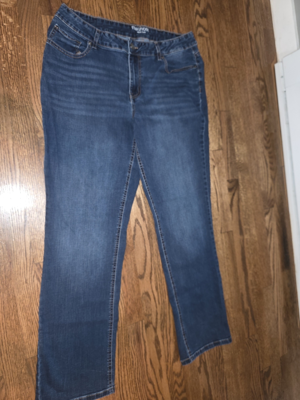 Maurices Medium Blue Bootcut Stretch Jeans 18W Long